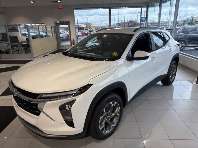 2026 Chevrolet Trax LT's photo