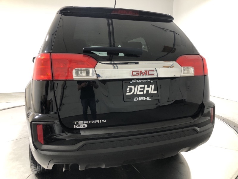2017 Gmc Terrain SLE photo 3