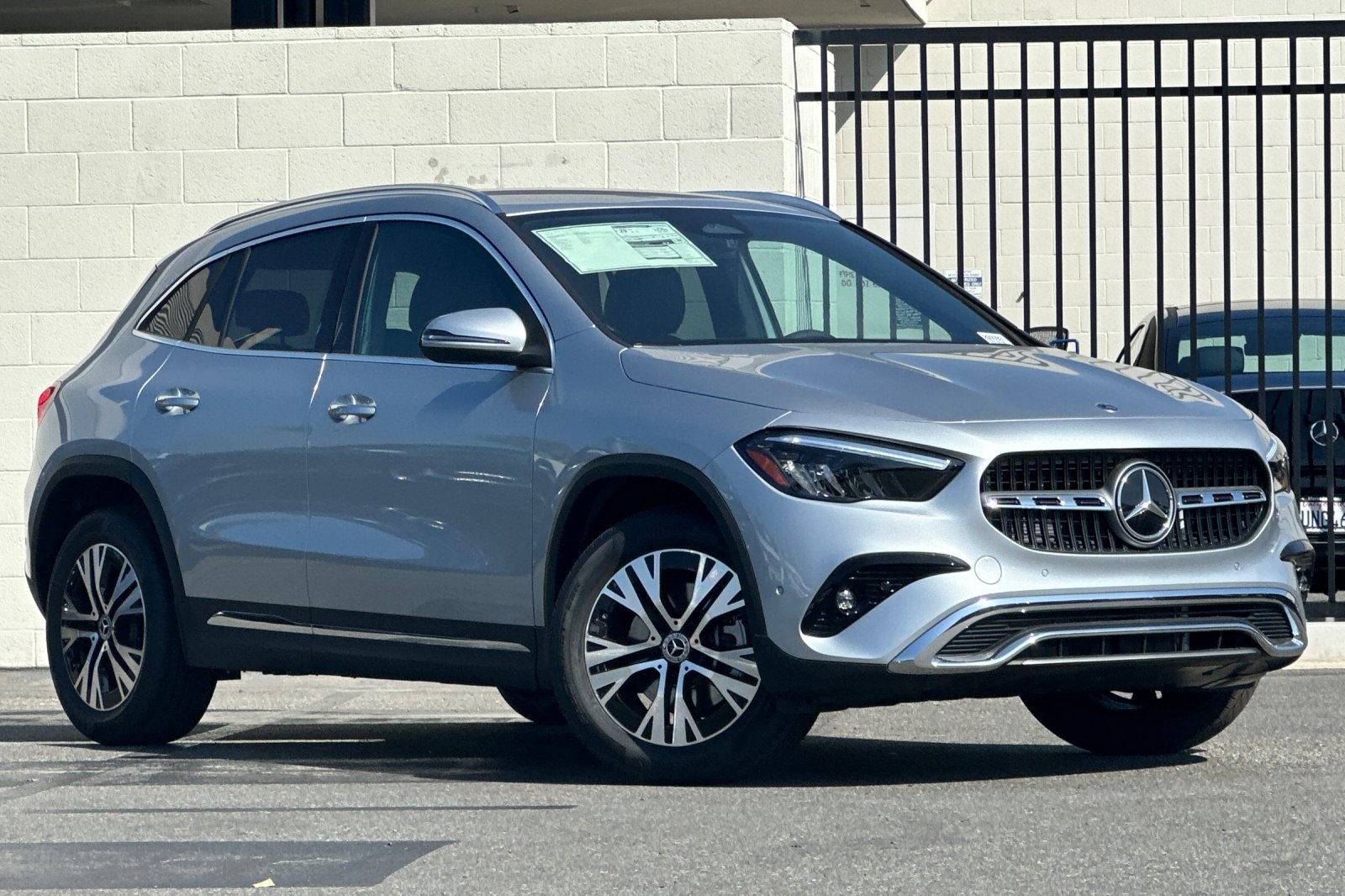 2026 Mercedes Benz GLA 250 photo 2