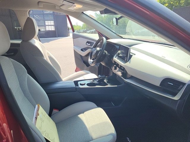 2023 Nissan Rogue SV photo 11
