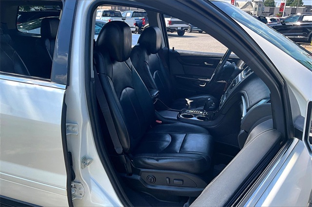 2015 Gmc Acadia SLT photo 26