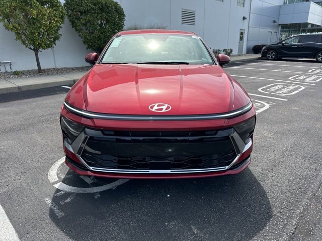 2024 Hyundai Sonata SEL photo 2