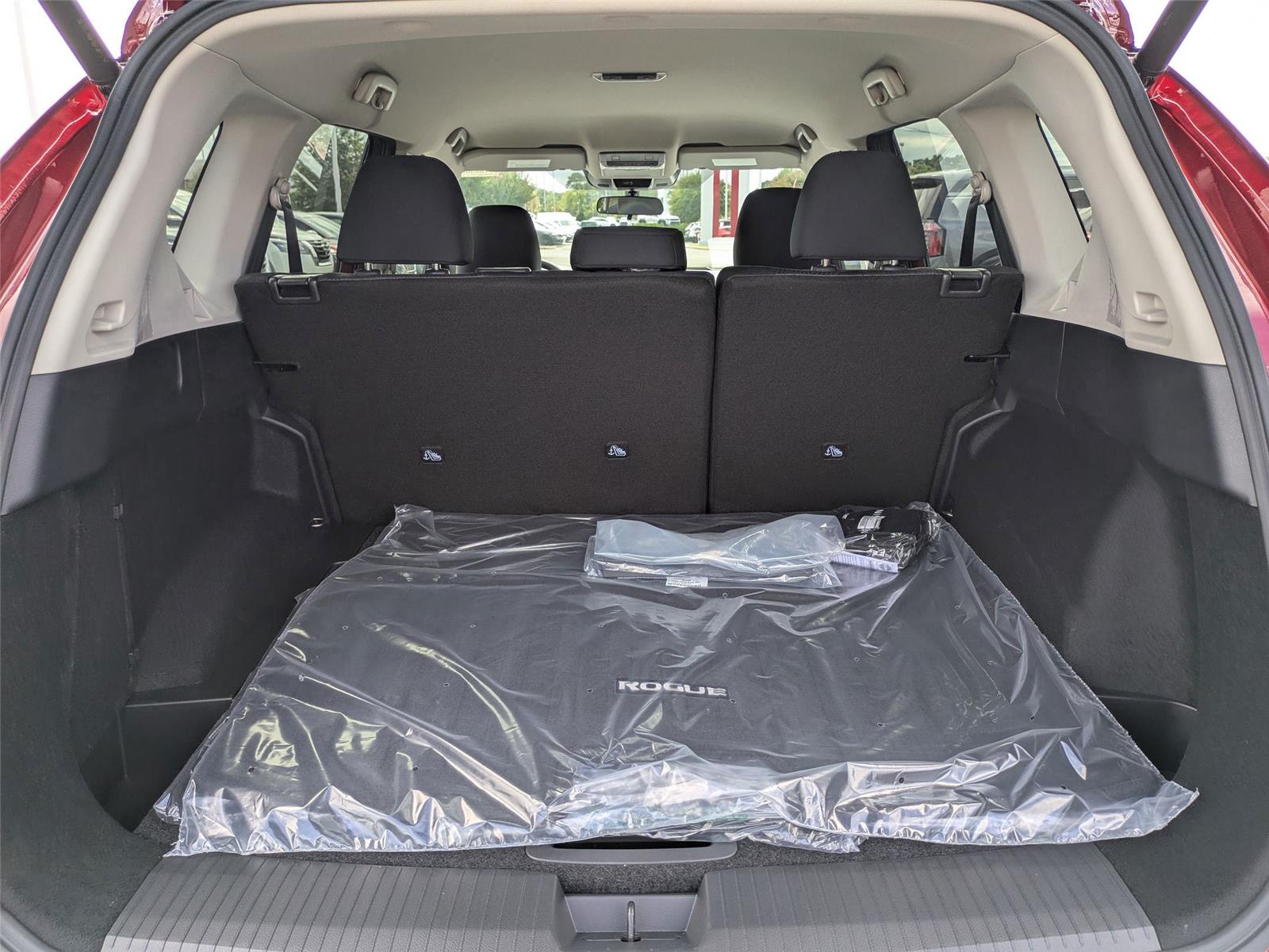 2026 Nissan Rogue SV photo 23