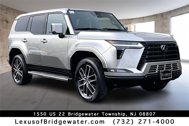 2025 Lexus GX Premium's photo