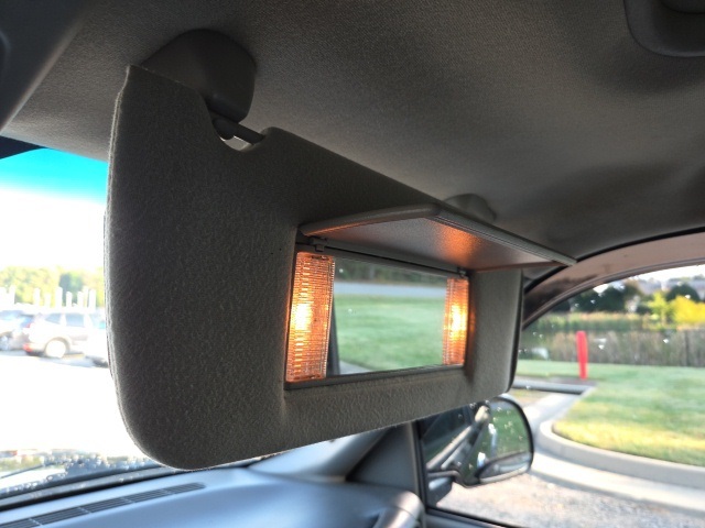 2005 Chevrolet Tahoe LT photo 32