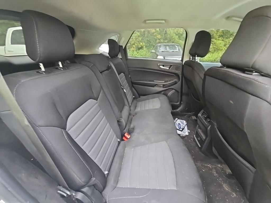 2022 Ford Edge SE photo 15
