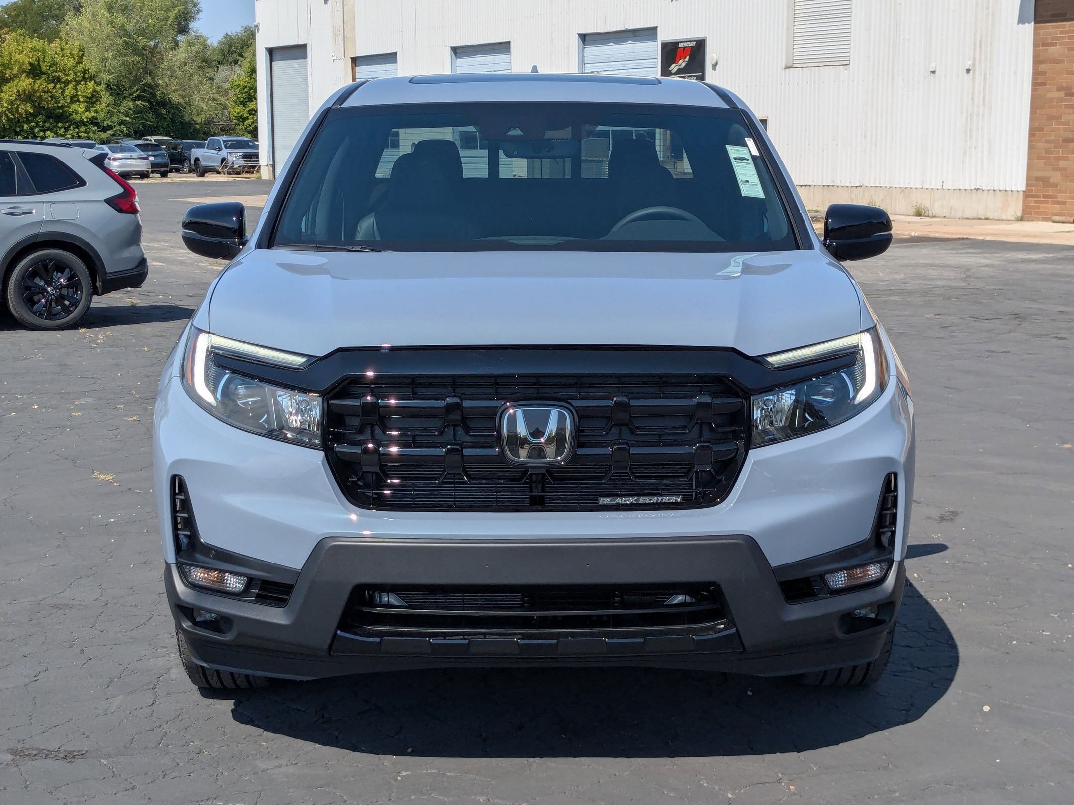 2025 Honda Ridgeline Black Edition photo 7