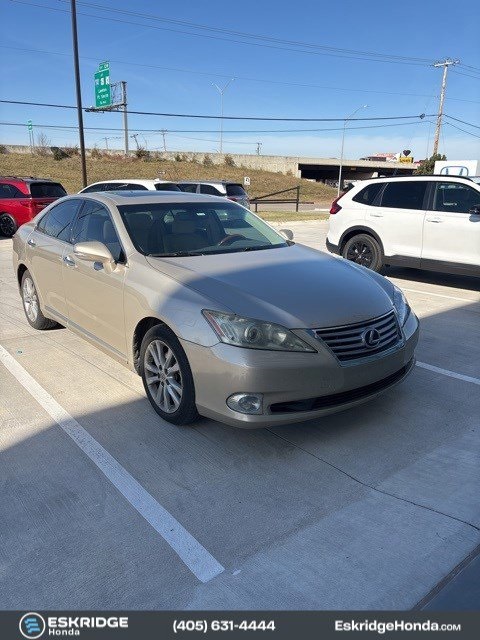 2010 Lexus ES 350 photo 2