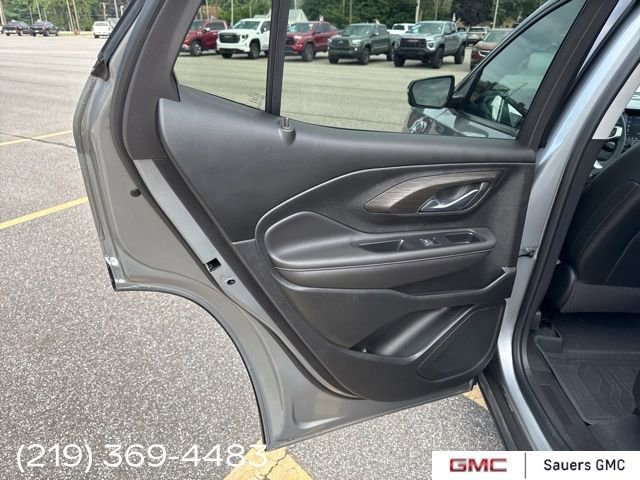 2023 Gmc Terrain SLT photo 18