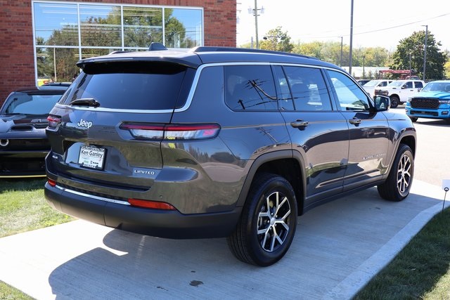 2025 Jeep Grand Cherokee Limited photo 29