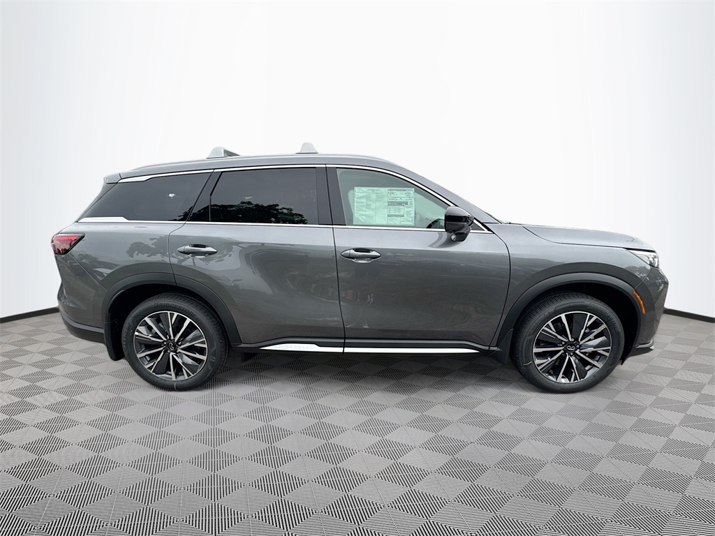 2026 Infiniti QX60 Luxe photo 8