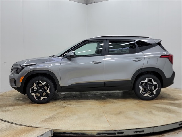2026 Kia Seltos S photo 3