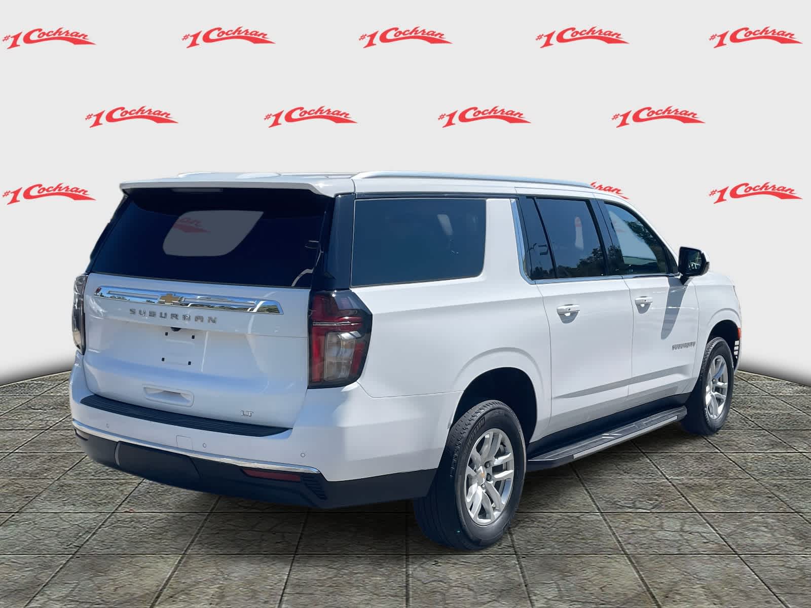 2023 Chevrolet Suburban LT photo 3