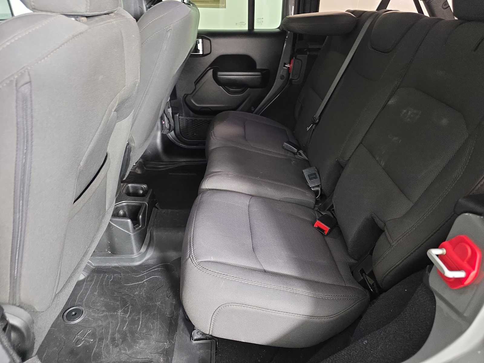 2023 Jeep Wrangler Sport S photo 23
