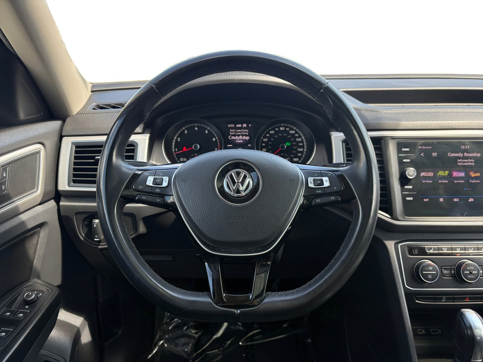 2019 Volkswagen Atlas V6 SE Technology photo 2