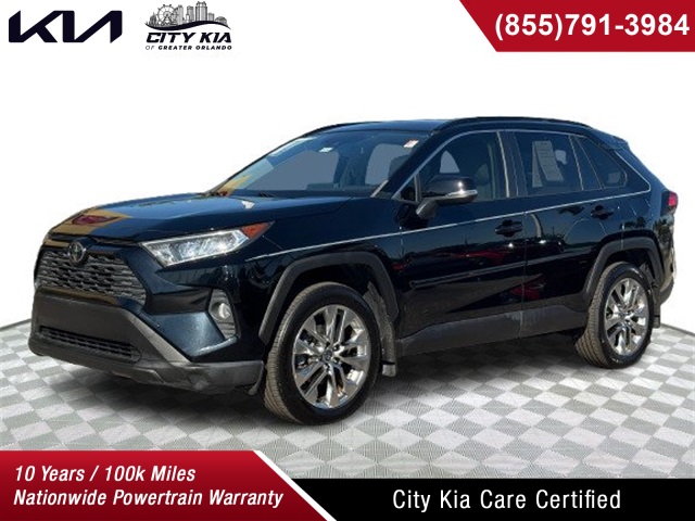 2020 Toyota RAV4 XLE Premium's photo