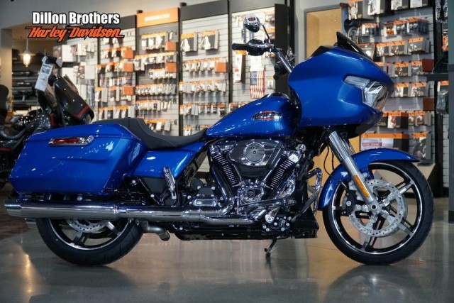 New 2025 Harley-Davidson Street Glide® | Motorcycles in