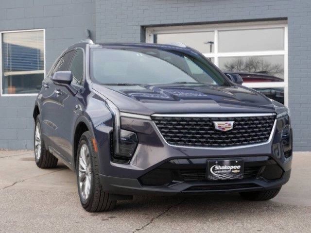 Used 2024 Cadillac XT4 Premium Luxury with VIN 1GYFZDR43RF155241 for sale in Shakopee, Minnesota