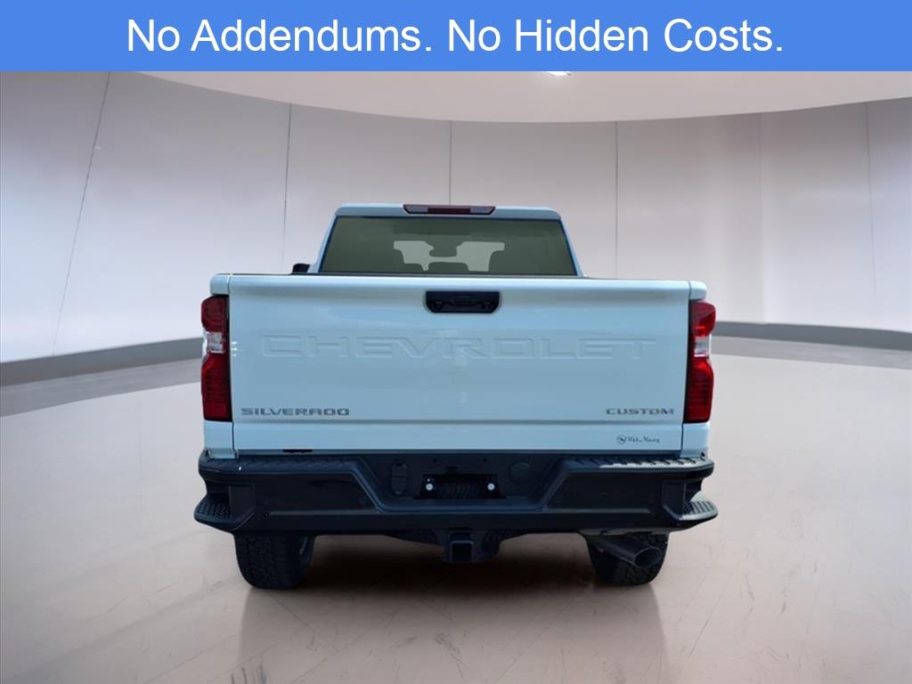 2026 Chevrolet Silverado 2500HD Custom photo 4