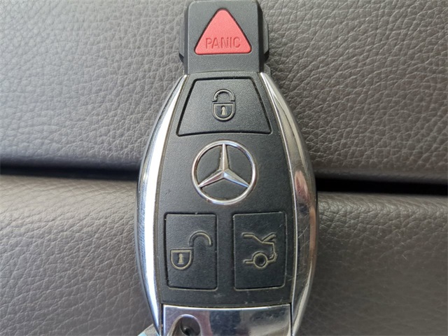 2016 Mercedes Benz GL 450 photo 30