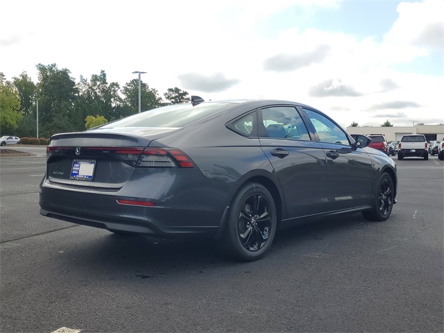 2025 Honda Accord SE photo 3