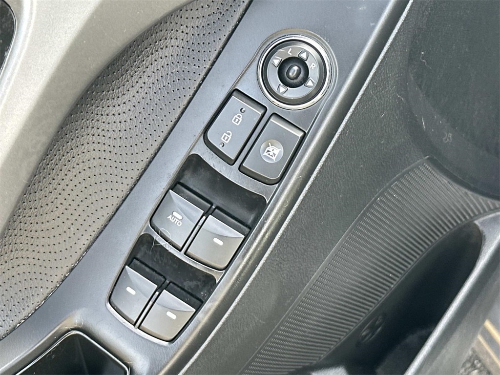 2011 Hyundai Elantra Limited photo 27