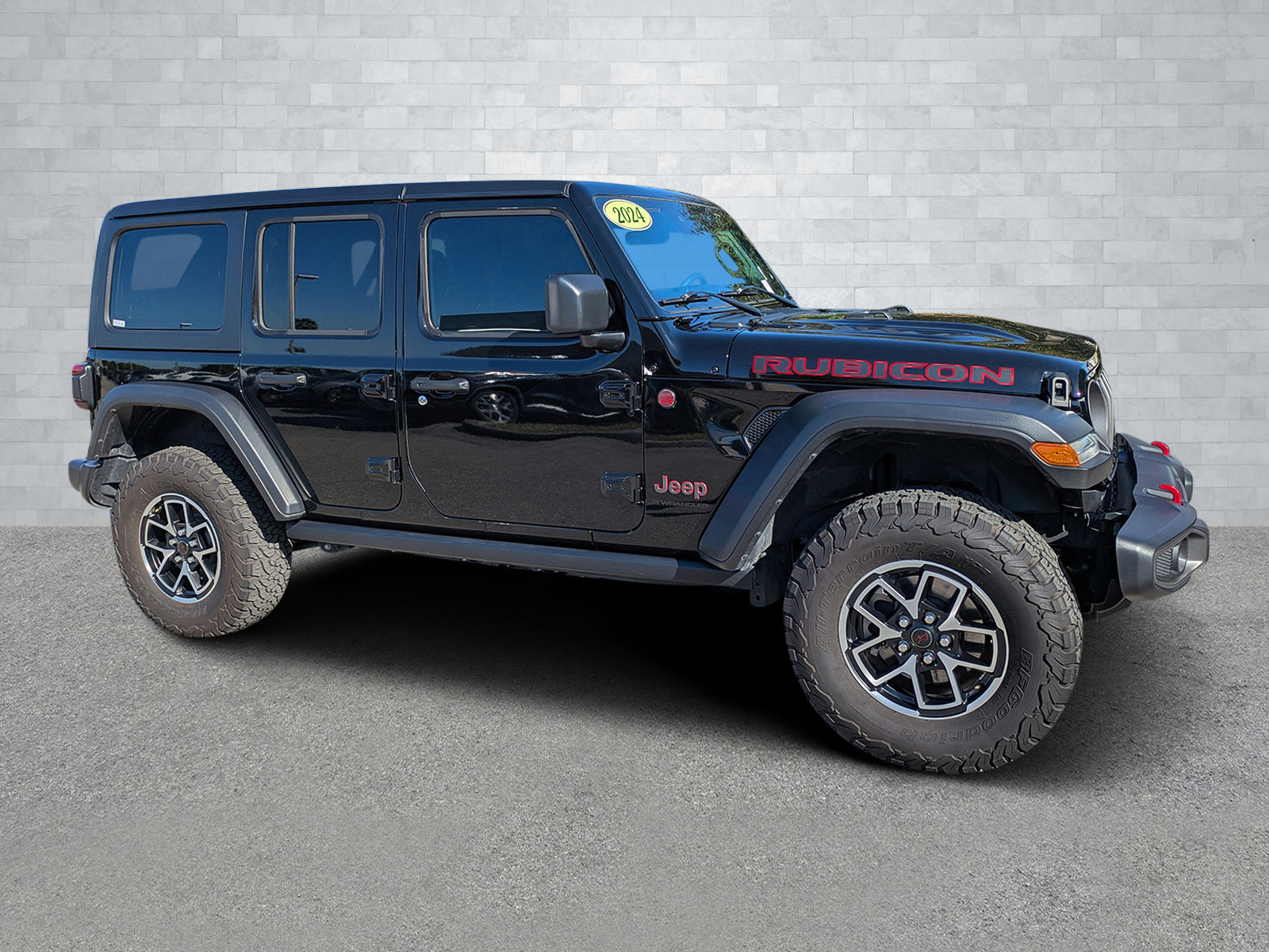 2024 Jeep Wrangler 4-Door Rubicon's photo