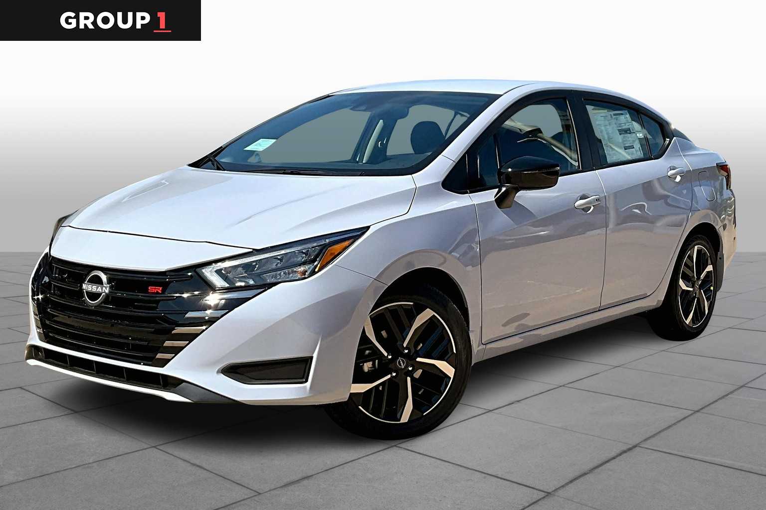 2025 Nissan Versa S photo 3