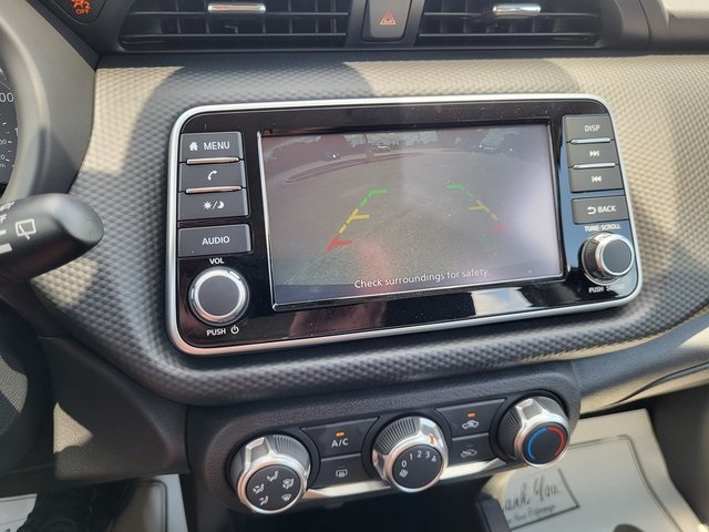 2025 Nissan Kicks Play S photo 15