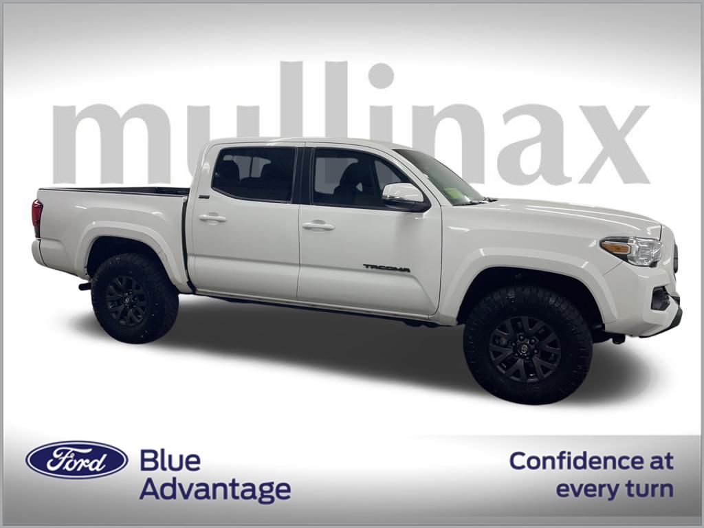 2023 Toyota Tacoma SR5 photo 2