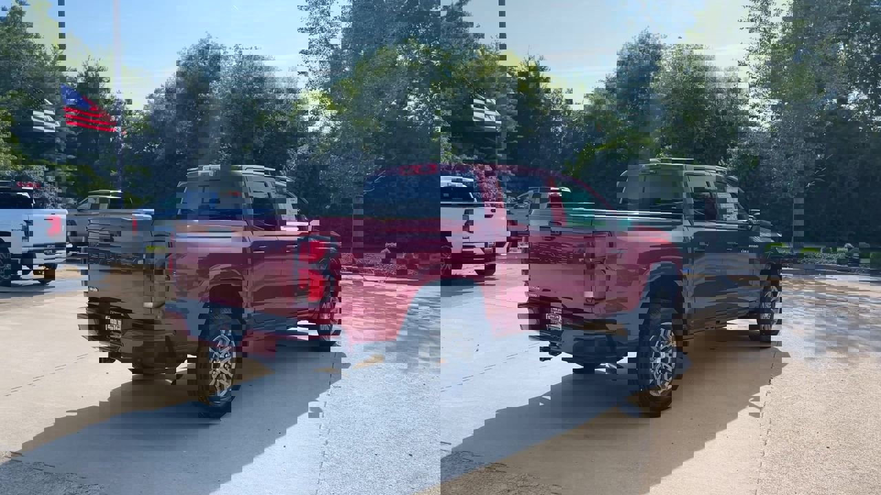 2026 Chevrolet Colorado LT photo 8