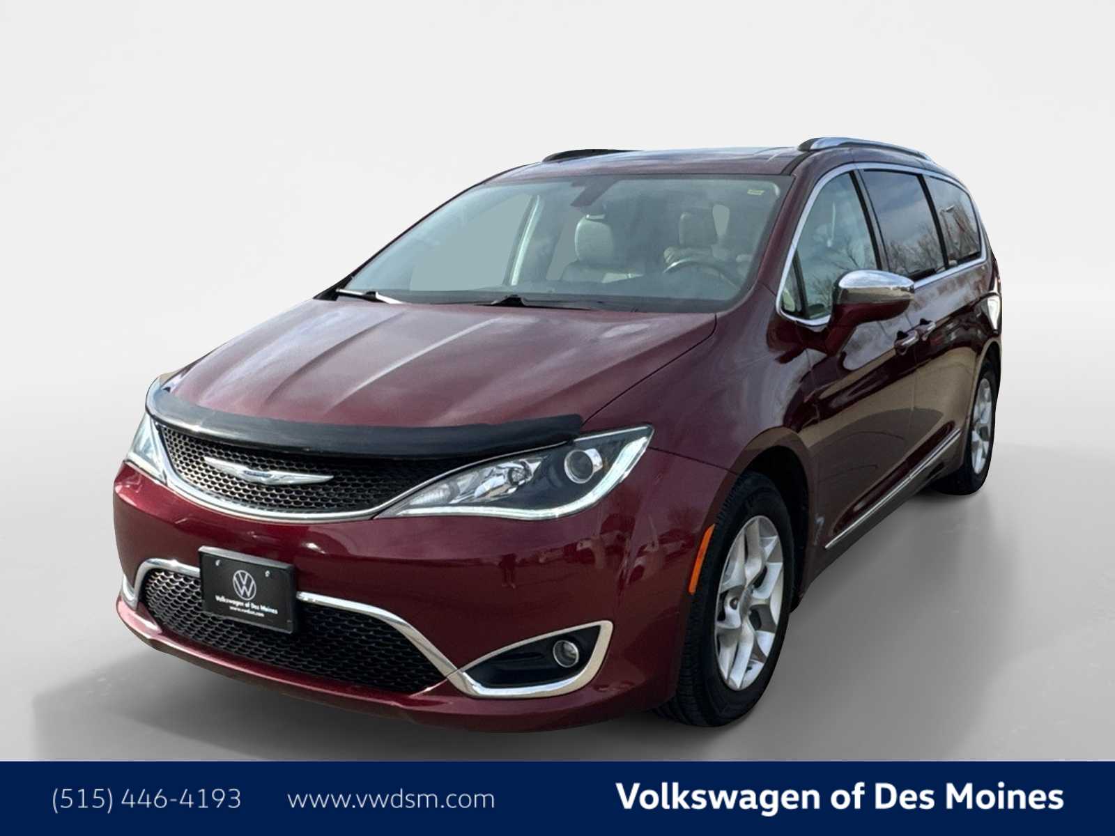 2019 Chrysler Pacifica Limited's photo