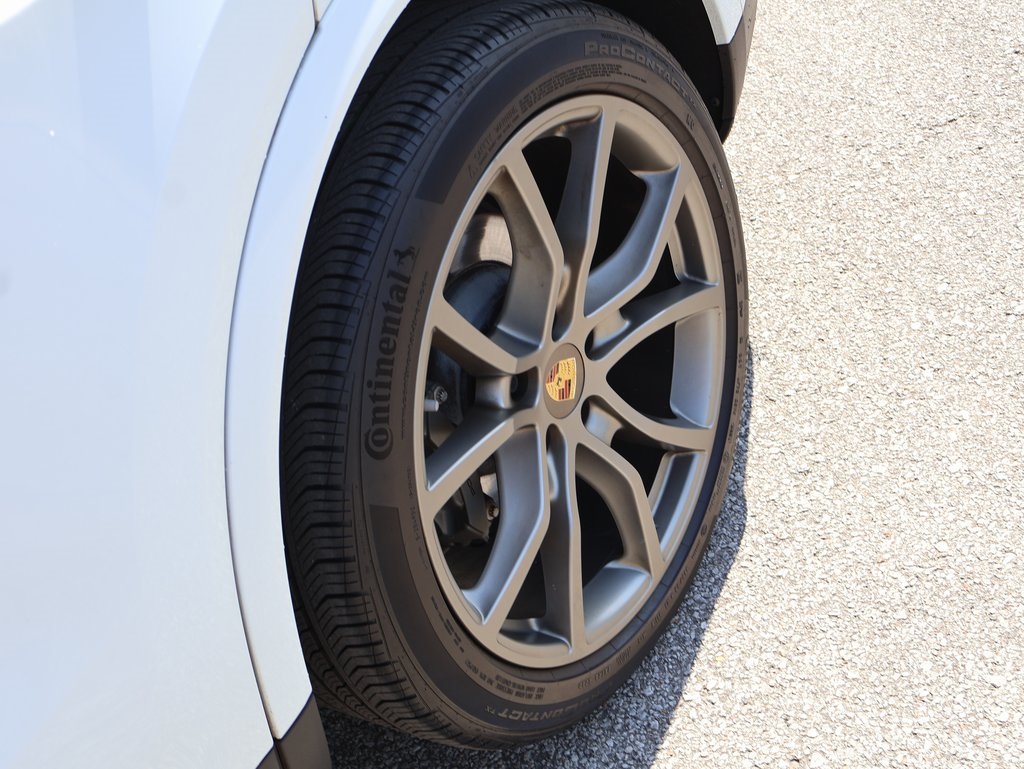 2022 Porsche Cayenne S photo 31