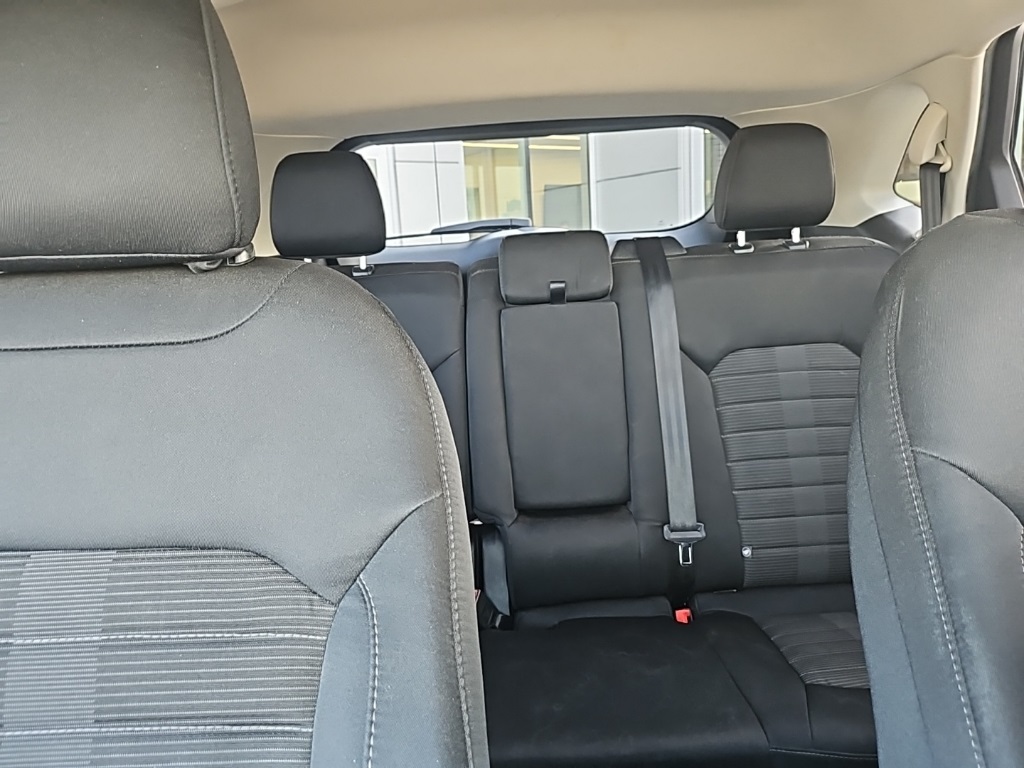 2016 Ford Edge SEL photo 32