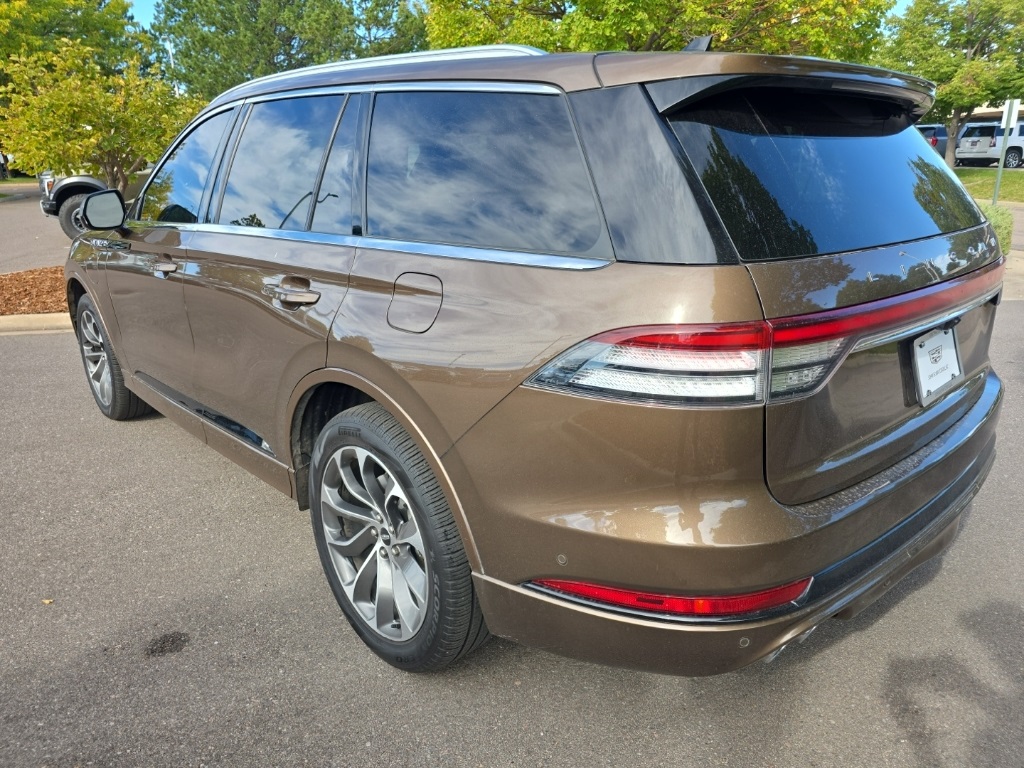 2022 Lincoln Aviator Grand Touring photo 4
