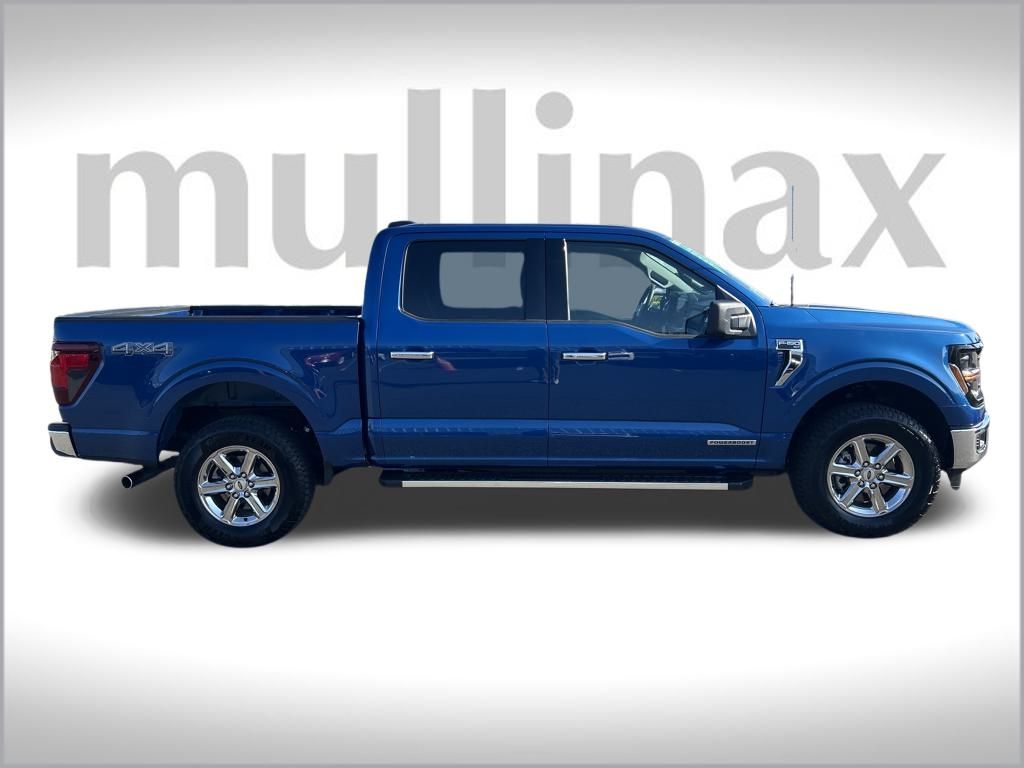 2025 Ford F-150 XLT photo 2