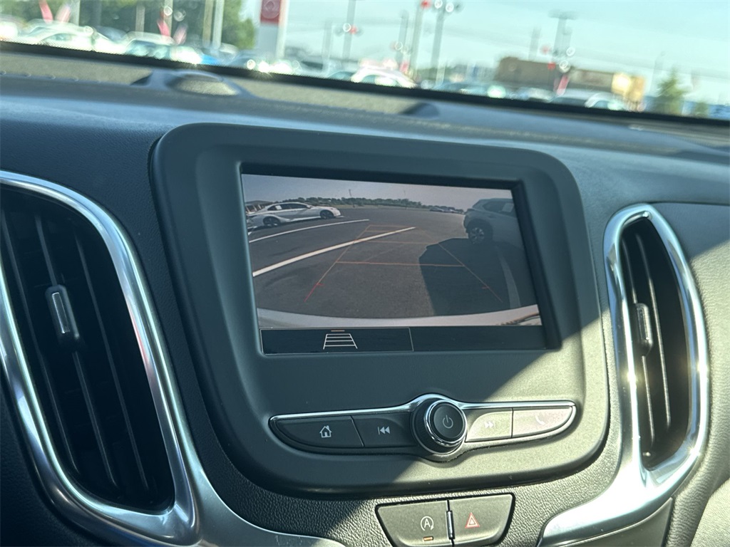 2022 Chevrolet Equinox LT photo 22