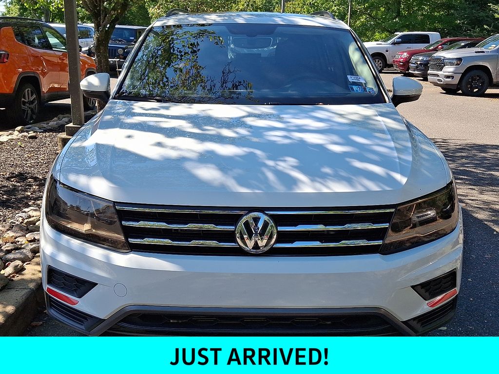 2021 Volkswagen Tiguan SE photo 2