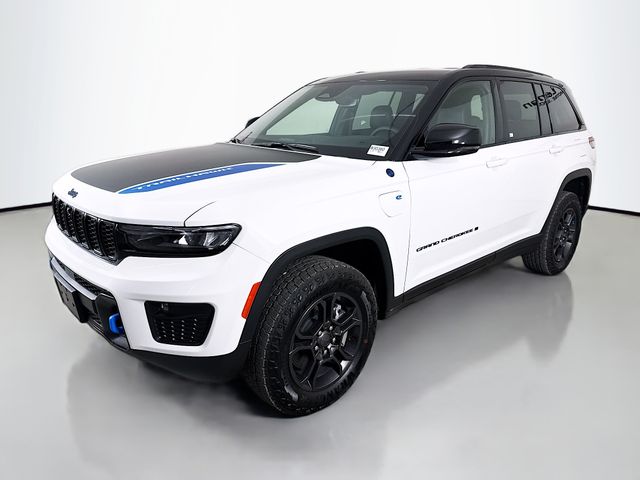 2024 Jeep Grand Cherokee Trailhawk 4xe photo 3