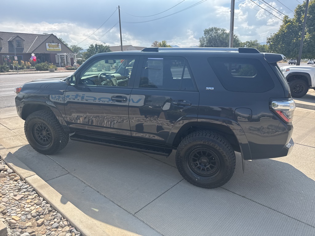 2024 Toyota 4Runner SR5 photo 3