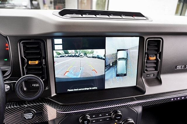 Used 2022 Gray Ford Badlands image 27