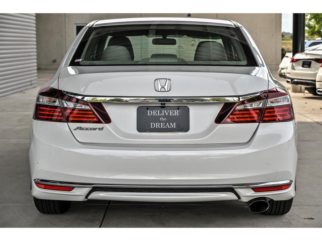 2016 Honda Accord LX photo 7