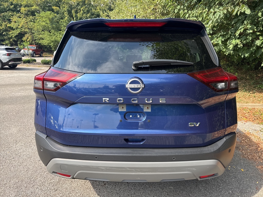 2023 Nissan Rogue SV photo 4