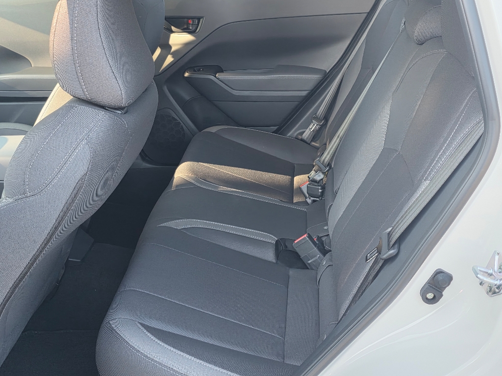 2025 Subaru Crosstrek Premium photo 8
