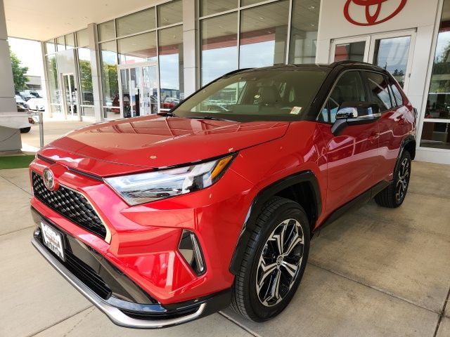 2025 Toyota RAV4 Hybrid XSE photo 4