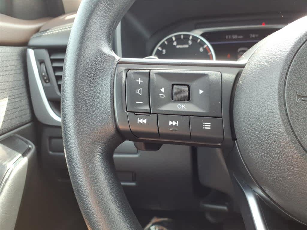 2023 Nissan Rogue S photo 19