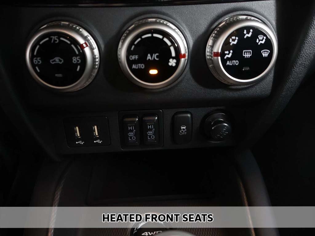 2025 Mitsubishi Outlander Sport SE photo 4