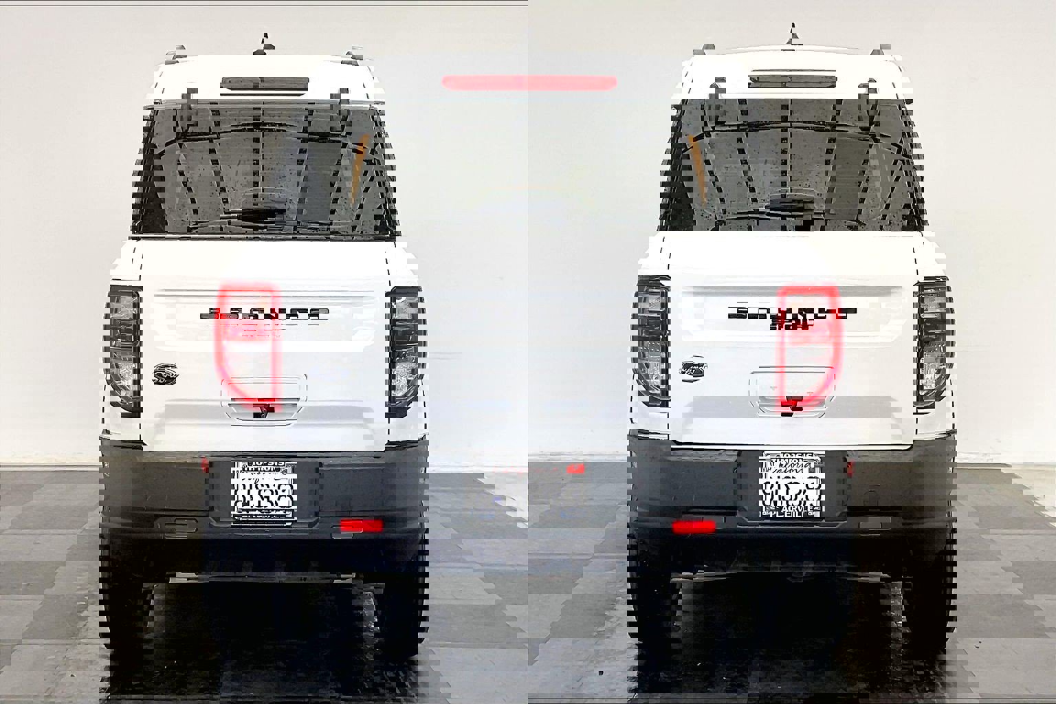 2021 Ford Bronco Sport Base photo 2