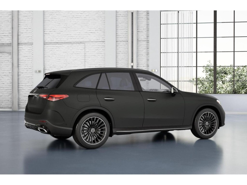 2026 Mercedes Benz GLC 300 photo 17