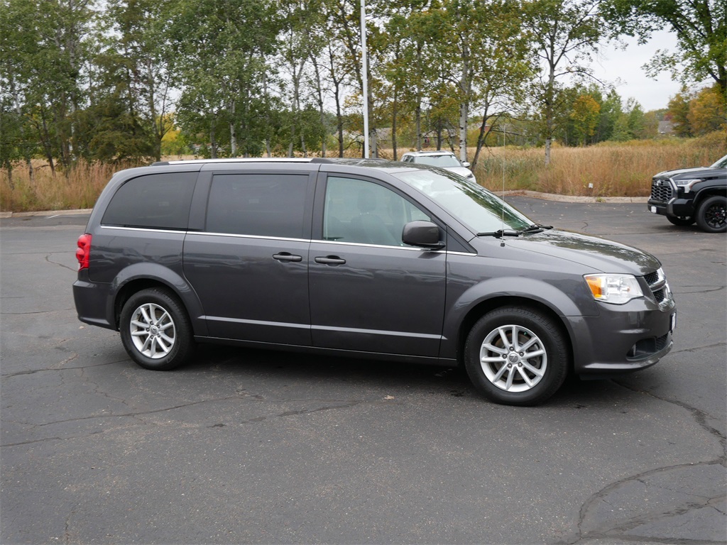 Used 2019 Dodge Grand Caravan SXT with VIN 2C4RDGCG5KR755201 for sale in Minneapolis, Minnesota